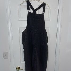Women's large black aerie overalls